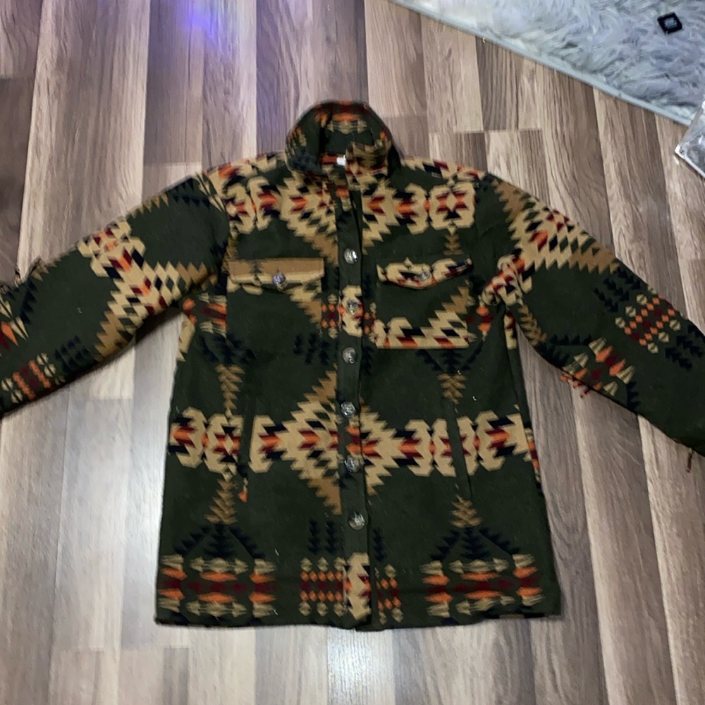Western pull over